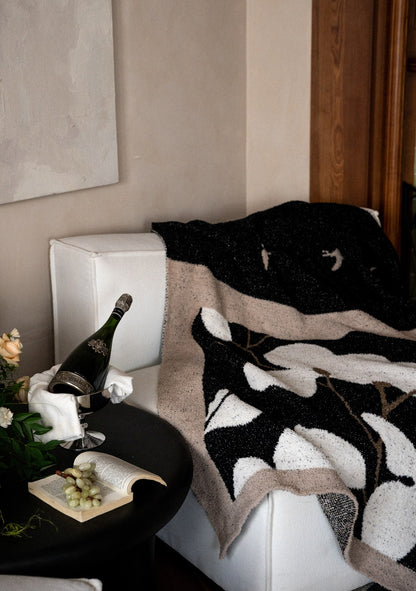 Half-Velvet Knit Throw Blanket - Floating Flowers - image 4