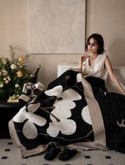 Half-Velvet Knit Throw Blanket - Floating Flowers - image 6