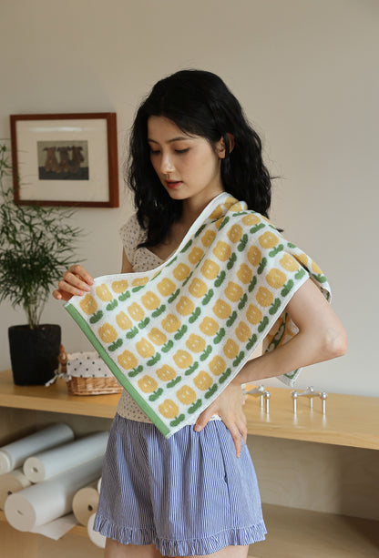 Lily Bloom Jacquard Cotton Towel Set - Yellow - view 4