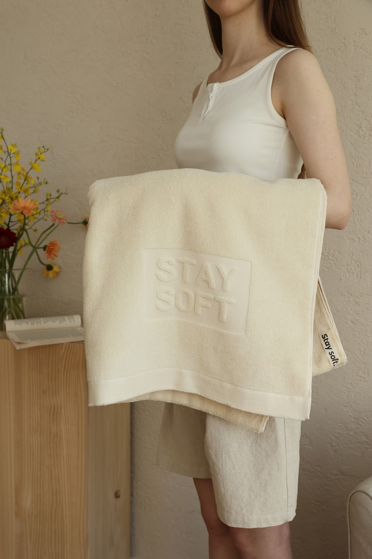 Oversized Cotton Towel Set - Jasmine Cream - view 3