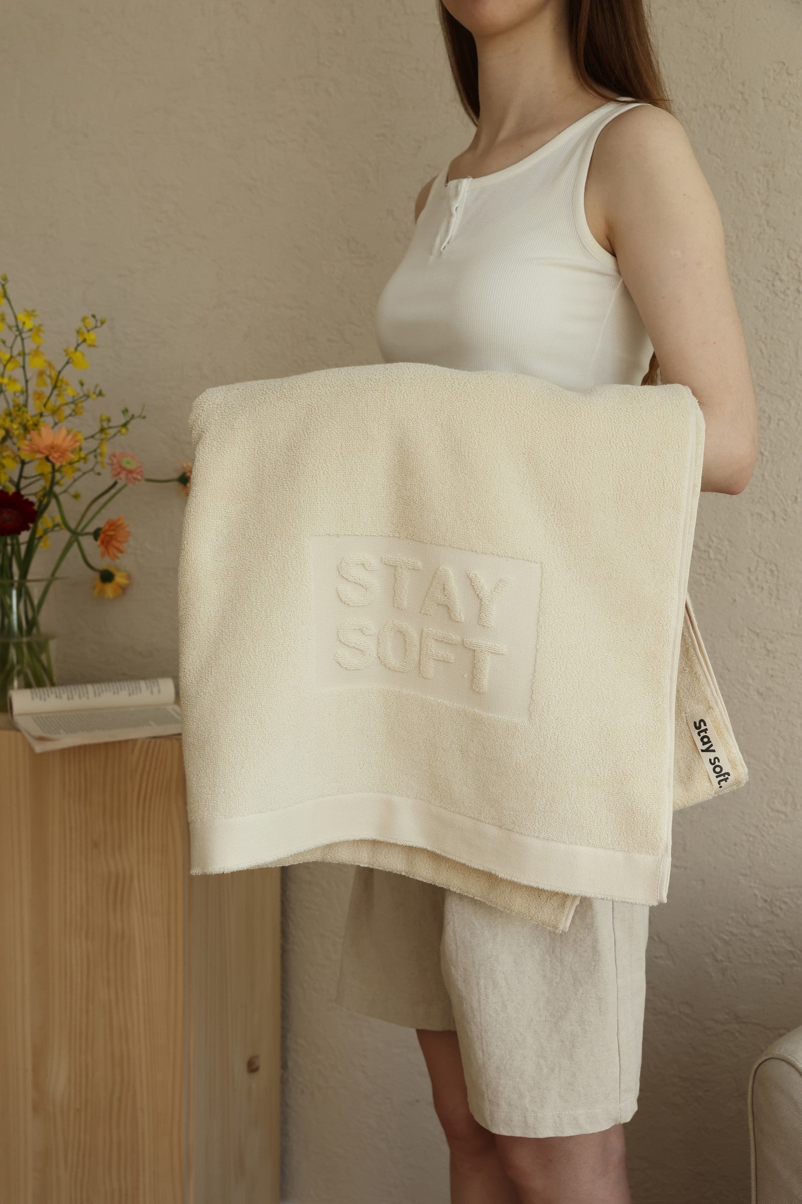 Oversized Cotton Towel Set - Jasmine Cream - view 3